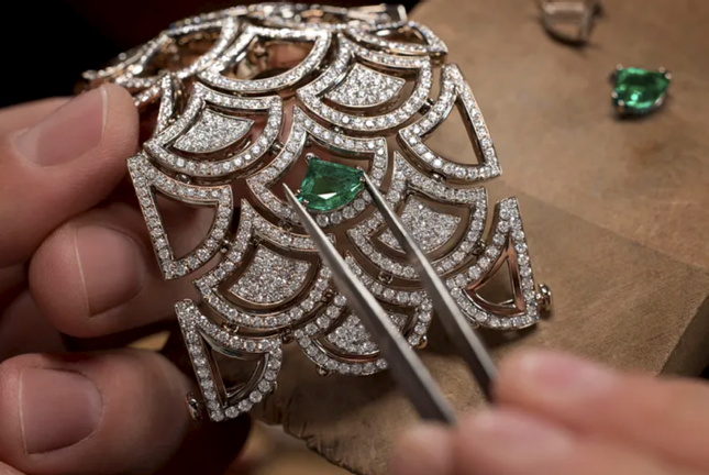 Art deco discount jewelry by bulgari